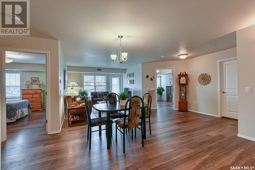 200 917 Bradley Street, Moose Jaw, SK - Indoor Photo Showing Dining Room