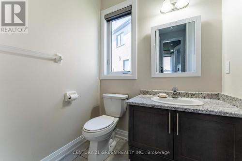 125 Prince Charles Crescent, Woodstock, ON - Indoor Photo Showing Bathroom