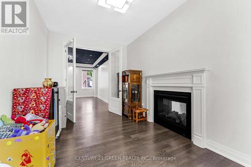 125 Prince Charles Crescent, Woodstock, ON - Indoor Photo Showing Living Room With Fireplace