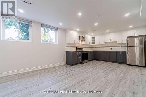 60 Orpington Crescent, Toronto (Mount Olive-Silverstone-Jamestown), ON - Indoor Photo Showing Kitchen