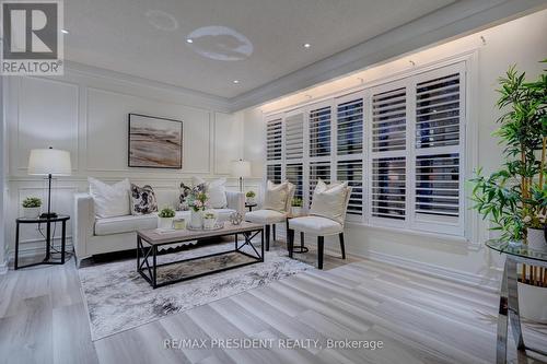 258 Bartley Bull Parkway, Brampton (Brampton East), ON - Indoor Photo Showing Living Room