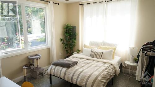 2927 Haughton Avenue Unit#1, Ottawa, ON - Indoor Photo Showing Bedroom