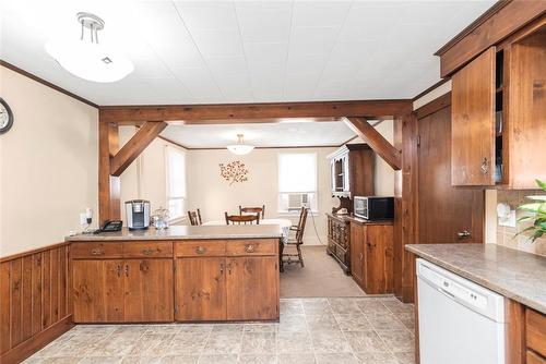 606 Broad Street W, Haldimand County, ON - Indoor Photo Showing Kitchen