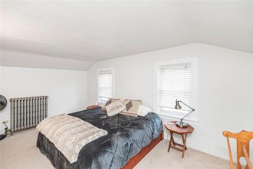 606 Broad Street W, Haldimand County, ON - Indoor Photo Showing Bedroom