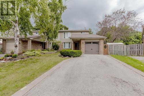 58 Lawndale Crescent, Brampton (Westgate), ON - Outdoor With Facade