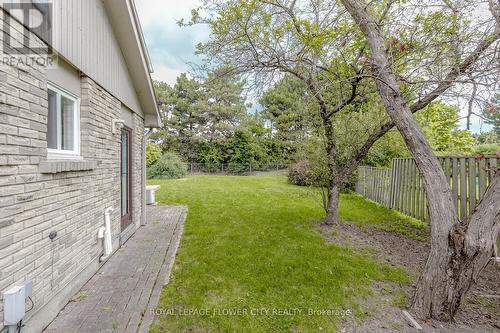 58 Lawndale Crescent, Brampton (Westgate), ON - Outdoor