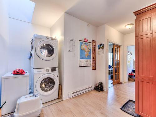 Laundry room - 5260  - 5262A Av. Ponsard, Montréal (Côte-Des-Neiges/Notre-Dame-De-Grâce), QC - Indoor Photo Showing Laundry Room