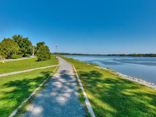 Ã proximitÃ© - 135 Ch. Du Grand-Moulin, Deux-Montagnes, QC - Outdoor With Body Of Water With View