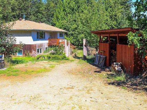 1075 Spider Lake Rd, Qualicum Beach, BC 