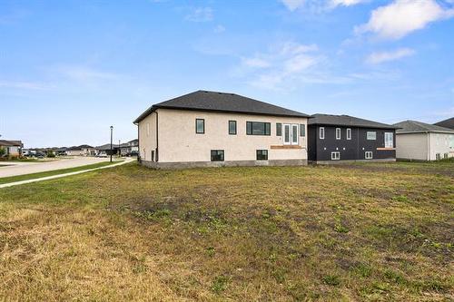 801 Turnberry Cove, Niverville, MB 