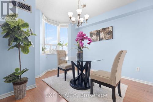 1407 - 30 Malta Avenue, Brampton (Fletcher'S Creek South), ON - Indoor Photo Showing Dining Room