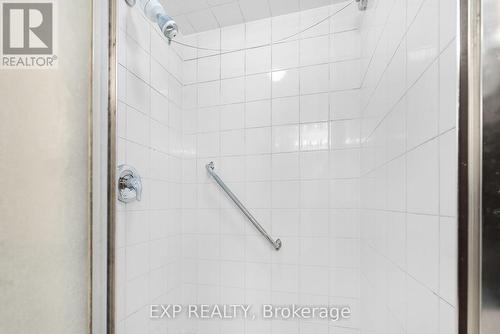 1407 - 30 Malta Avenue, Brampton (Fletcher'S Creek South), ON - Indoor Photo Showing Bathroom