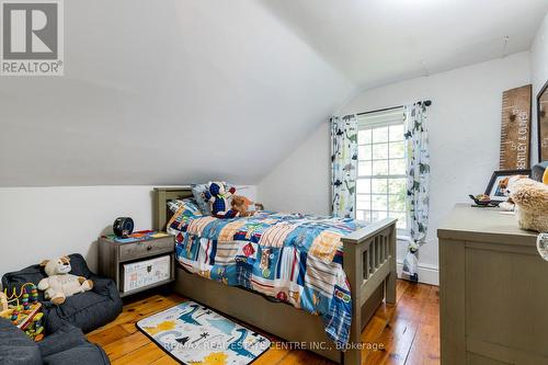 5777 Third Line, Guelph/Eramosa, ON - Indoor Photo Showing Bedroom