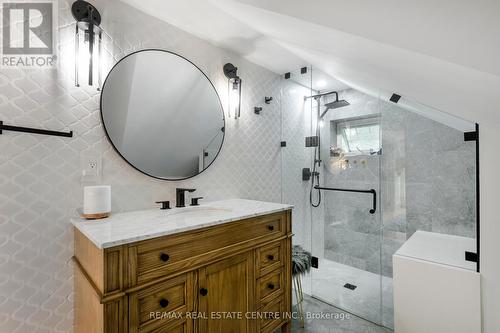 5777 Third Line, Guelph/Eramosa, ON - Indoor Photo Showing Bathroom