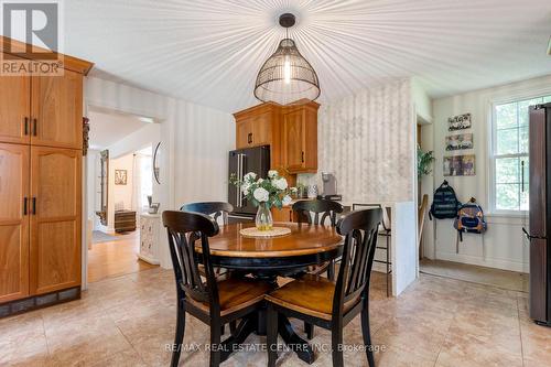 5777 Third Line, Guelph/Eramosa, ON - Indoor Photo Showing Dining Room