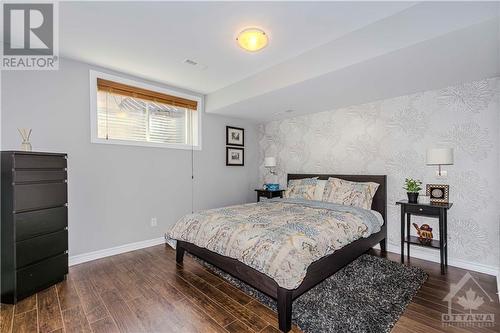 318 Laughlin Circle, Ottawa, ON - Indoor Photo Showing Bedroom