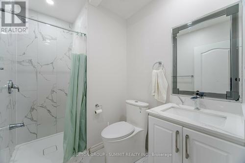 5212 New Street, Burlington (Appleby), ON - Indoor Photo Showing Bathroom