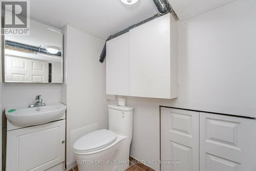 5212 New Street, Burlington (Appleby), ON - Indoor Photo Showing Bathroom