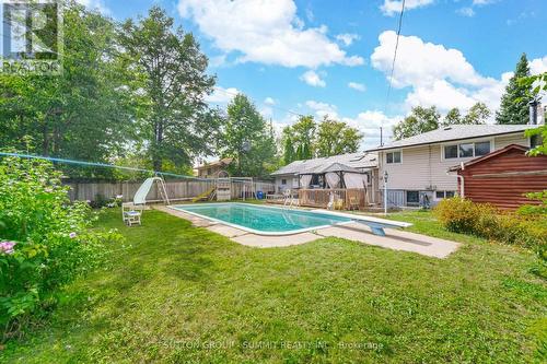 5212 New Street, Burlington (Appleby), ON - Outdoor With In Ground Pool With Backyard