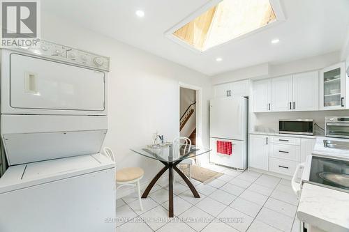 5212 New Street, Burlington (Appleby), ON - Indoor Photo Showing Laundry Room