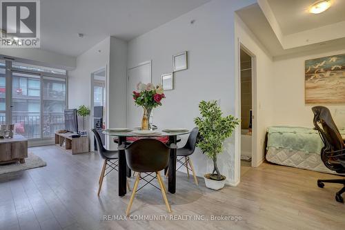 610 - 3091 Dufferin Street, Toronto (Yorkdale-Glen Park), ON - Indoor