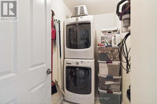 905 - 50 Old Mill Road, Oakville, ON - Indoor Photo Showing Laundry Room