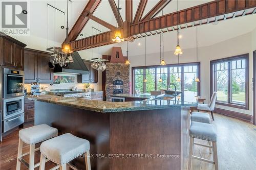 76 Oak Avenue, Hamilton (Dundas), ON - Indoor Photo Showing Kitchen With Upgraded Kitchen