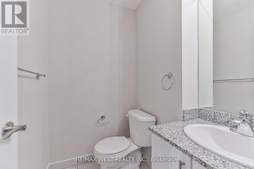 606 - 2900 Highway 7 Road, Vaughan, ON - Indoor Photo Showing Bathroom