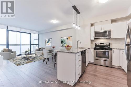 606 - 2900 Highway 7 Road, Vaughan, ON - Indoor Photo Showing Kitchen With Stainless Steel Kitchen With Upgraded Kitchen