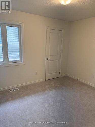 11 Gemini Drive, Barrie, ON - Indoor Photo Showing Other Room