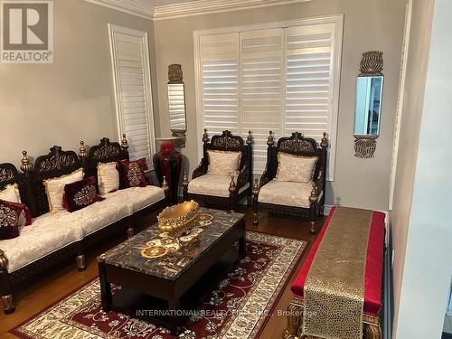 8 Redwillow Road, Brampton (Bram East), ON - Indoor Photo Showing Living Room