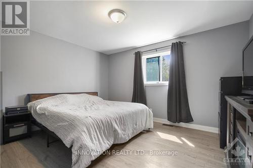 2466 Ashton Station Road, Lanark, ON - Indoor Photo Showing Bedroom