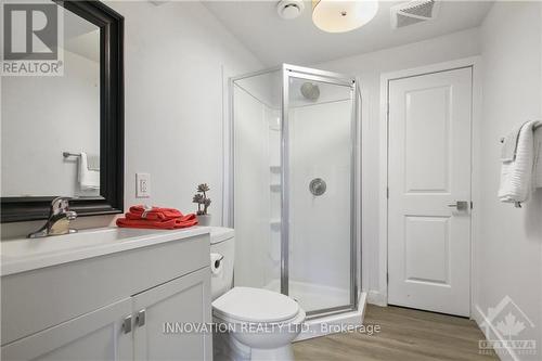 2466 Ashton Station Road, Lanark, ON - Indoor Photo Showing Bathroom