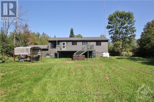 2466 Ashton Station Road, Lanark, ON - Outdoor