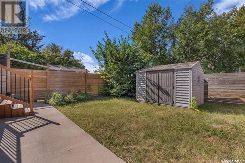 1131 E Avenue N, Saskatoon, SK - Outdoor