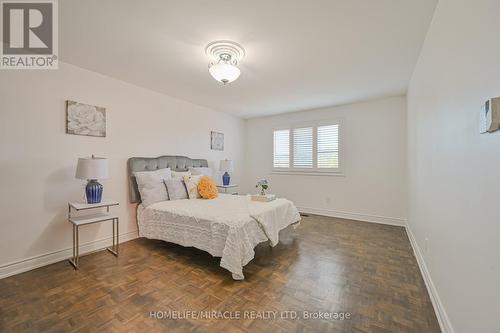 19 Cabinet Crescent, Vaughan, ON - Indoor Photo Showing Bedroom