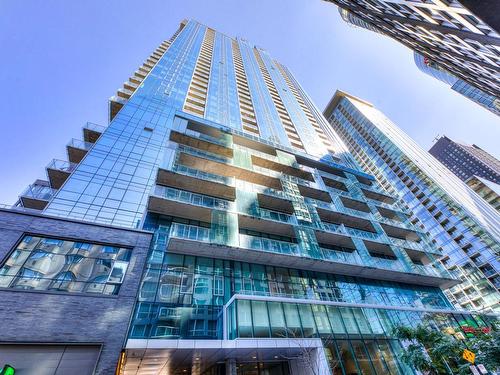 Exterior - 307-1155 Rue De La Montagne, Montréal (Ville-Marie), QC - Outdoor With Balcony With Facade