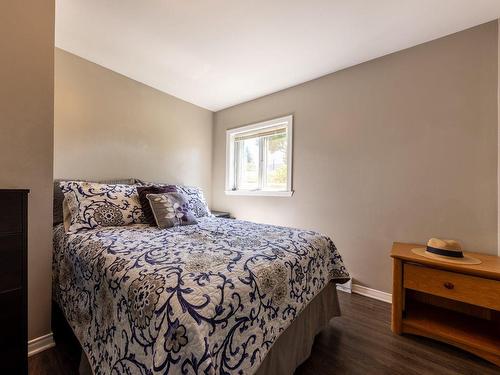 Bedroom - 12515  - 12517 60E Avenue (R.-D.-P.), Montréal (Rivière-Des-Prairies/Pointe-Aux-Trembles), QC - Indoor Photo Showing Bedroom