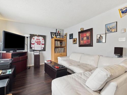 Living room - 128 Rue Sherbrooke, Gatineau (Hull), QC - Indoor Photo Showing Living Room