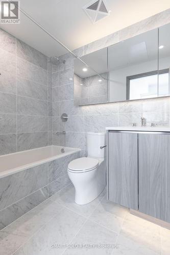 1612 - 85 Mcmahon Drive, Toronto (Bayview Village), ON - Indoor Photo Showing Bathroom