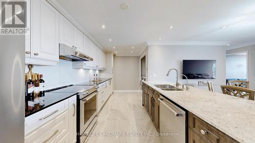 2806 - 100 Upper Madison Avenue, Toronto (Lansing-Westgate), ON - Indoor Photo Showing Kitchen With Double Sink With Upgraded Kitchen