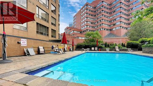 2806 - 100 Upper Madison Avenue, Toronto (Lansing-Westgate), ON - Outdoor With In Ground Pool