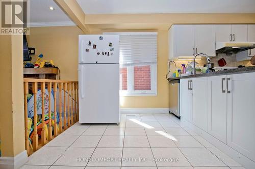 100 Nettlecreek Crescent, Toronto (Milliken), ON - Indoor Photo Showing Kitchen