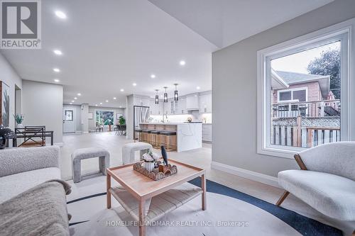 3400 Garrard Road, Whitby (Rolling Acres), ON - Indoor Photo Showing Living Room