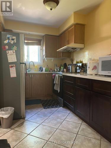 187 Stather Crescent, Markham (Milliken Mills East), ON - Indoor Photo Showing Kitchen