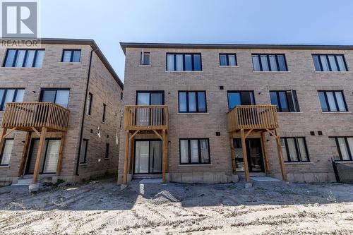 61 Red Maple Lane, Barrie, ON - Outdoor With Balcony