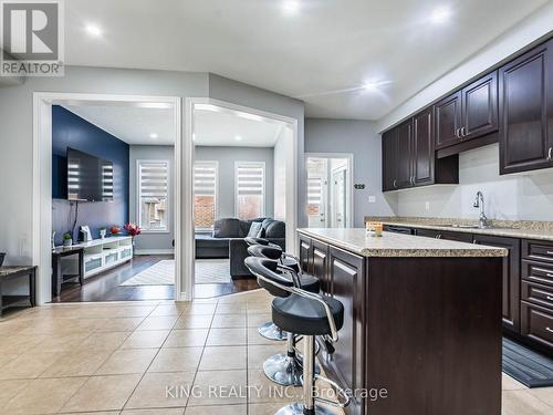 40 Saint Dennis Road, Brampton, ON - Indoor Photo Showing Kitchen