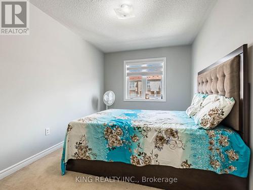 40 Saint Dennis Road, Brampton (Sandringham-Wellington North), ON - Indoor Photo Showing Bedroom