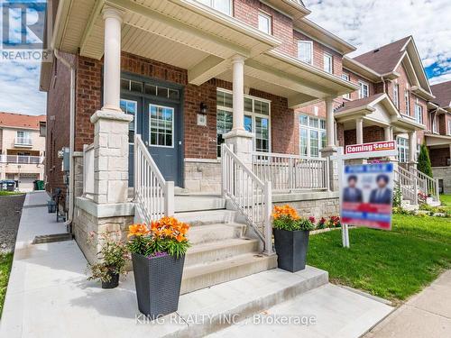 40 Saint Dennis Road, Brampton (Sandringham-Wellington North), ON - Outdoor With Facade