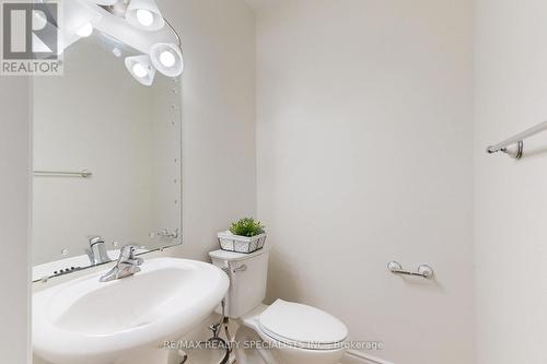 6028 Silken Laumann Way E, Mississauga, ON - Indoor Photo Showing Bathroom